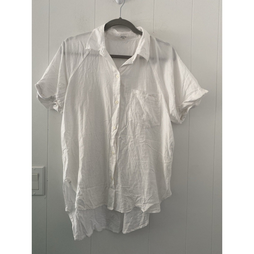 Aritzia Wilfred Free Boyfriend White Button Up Short Sleeve Shirt Sz Medium